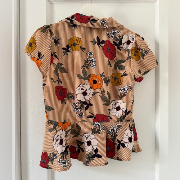 Blouse à manches courtes avec boutons - Picture 3 of 4